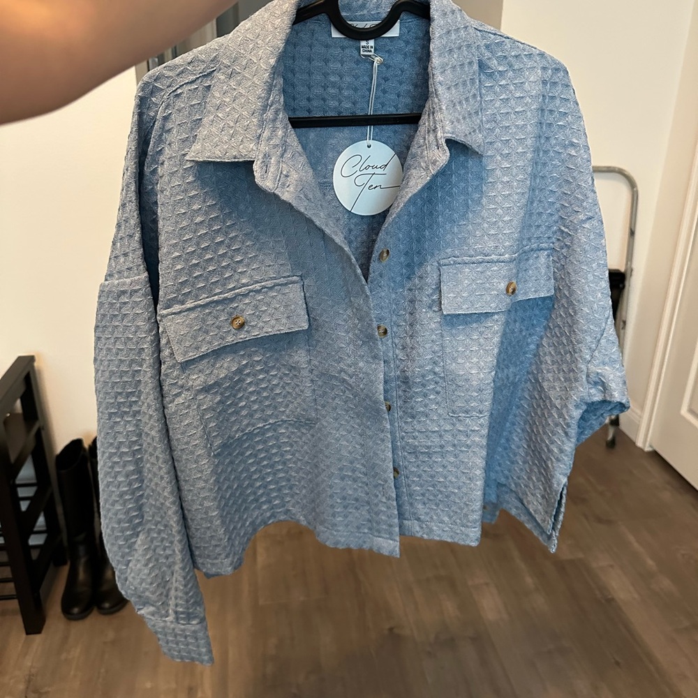 Cloud Ten Textured Blue Button-Up Shirt